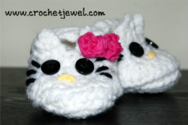 Crochet Hello Kitty Baby Booties with free Pattern