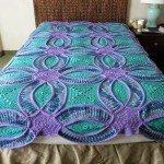 crochet Wedding Ring Quilt with free pattern