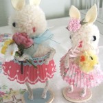 DIY Adorable Pom Pom Bunnies