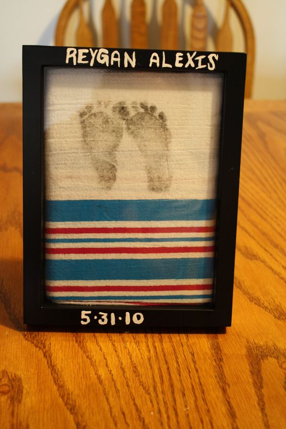 Easy and Inexpensive footprint keepsake using the hospital blanket. #Footprint #Keepsake 