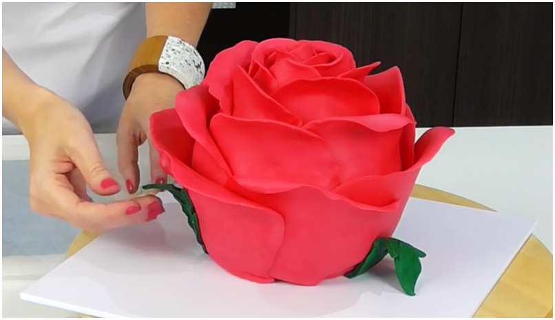 How to Make a Giant Sculpted Rose Cake That Is Simply Beautiful