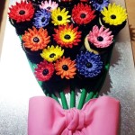 Pull Apart Bouquet of Flowers Cupcakes Cake