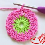 How to Crochet Pretty Granny Square Blanket