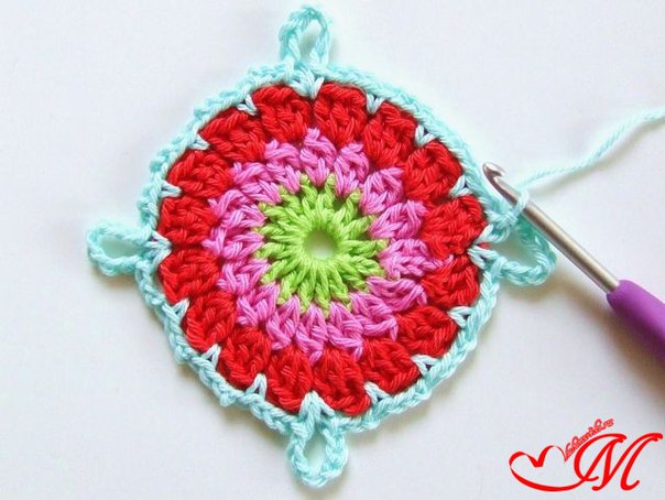 How to Crochet Pretty Granny Square Blanket