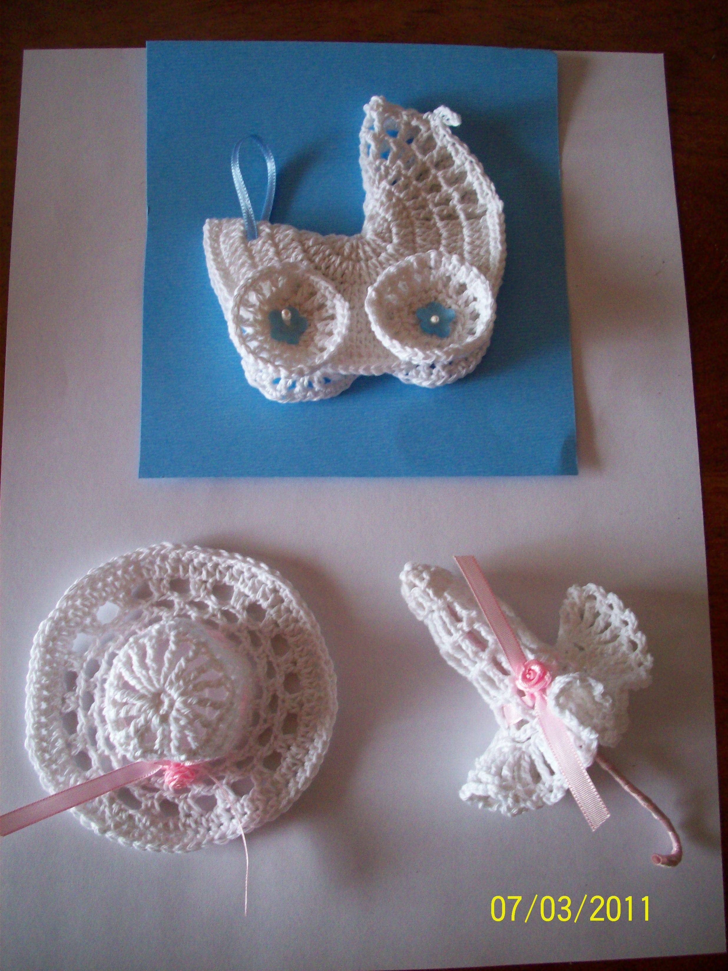 Crochet Mini Baby Shower Favors with Free Patterns 