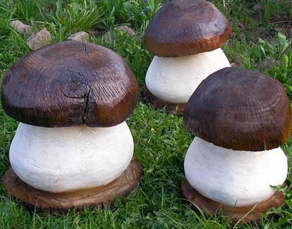 Tree Stump Decorative Mushrooms