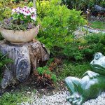 Tree Stump Pot Stand