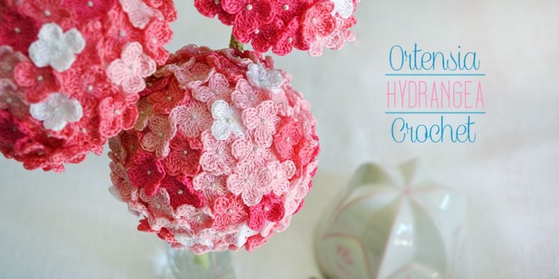 Crochet Hydrangea Flower with Free Pattern