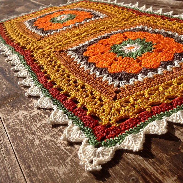Crochet Cathedral Edging with Free Pattern