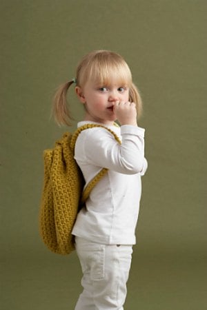Crochet Wee Backpack with Free Pattern
