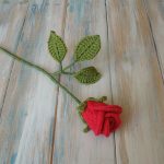 How to Crochet Realistic Roses (Video)