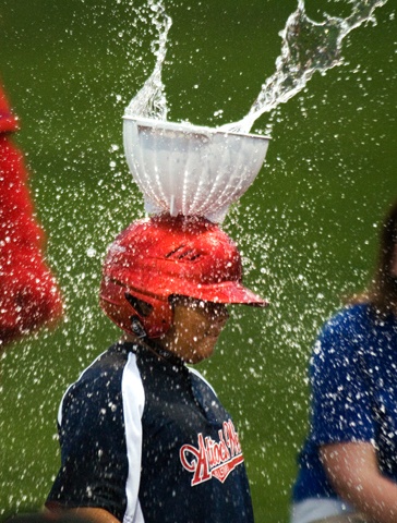 Make a splash catching water bombs