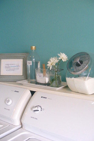 Store pods and powder detergents in glass penny candy jars