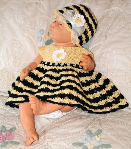 Bumble Bee Dress & Hat Free Crochet Pattern