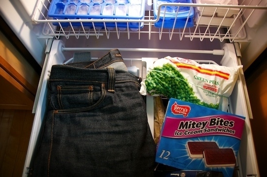 Leave your jeans overnight in the freezer to make them smell better