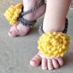 Spring Flower barefoot baby sandals Free Crochet Pattern