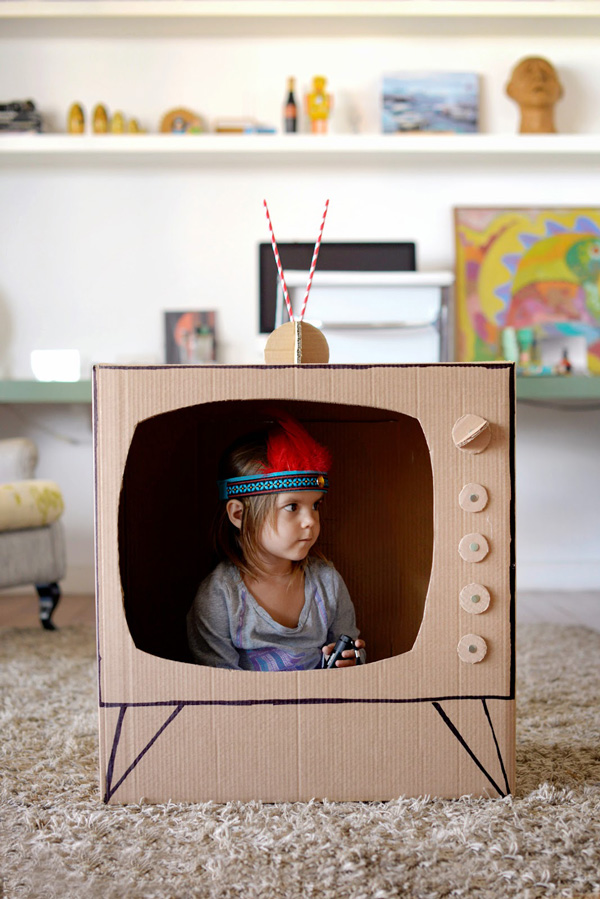 30+ Fun Ways To Repurpose Cardboard For Kids----Cardboard box TV 