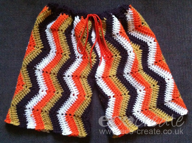 Crochet Chevron Shorts Free Pattern and Tutorial