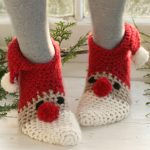 Crochet Santa Slippers Free Pattern for Adult and Kids