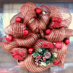 DIY Mini Christmas Deco Mesh Wreath