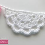 Hearts and Doilies Crochet Valentine Bunting Free Pattern