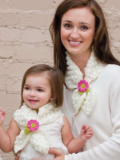 Free Mom & Me Lotus Scarf Crochet Pattern