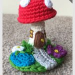 Toadstool Fairy House and Garden Crochet Pattern