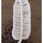 Single Feather Free Crochet Pattern