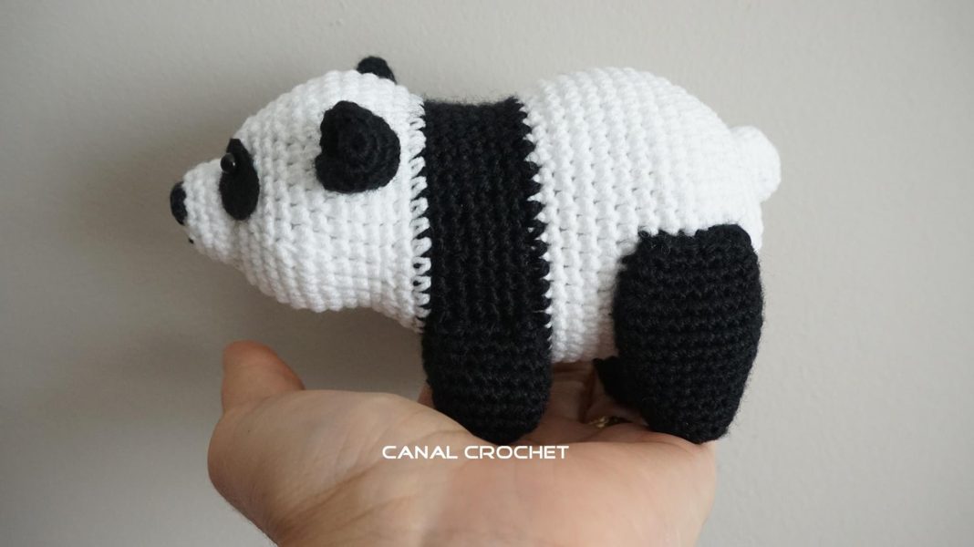 Adorable Panda Bear Amigurumi FREE Crochet Pattern