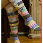 Knee High Socks Free Crochet Pattern and Video Tutorial