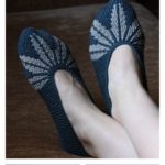 Leaf Motif Slippers Free Knitting Pattern