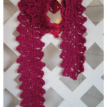 Laurel Leaf Scarf Free Crochet Pattern and Video Tutorial