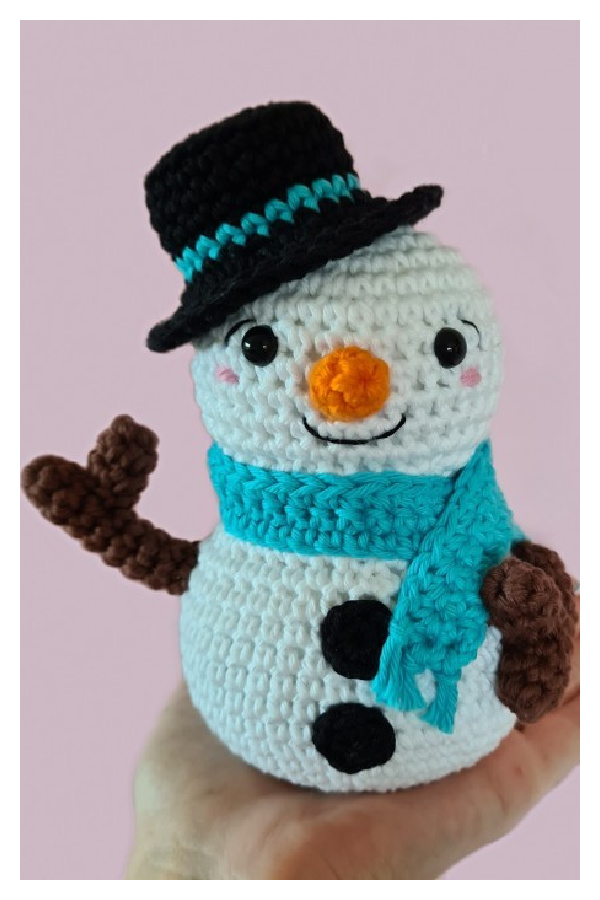 Kawaii Snowman Free Crochet Pattern