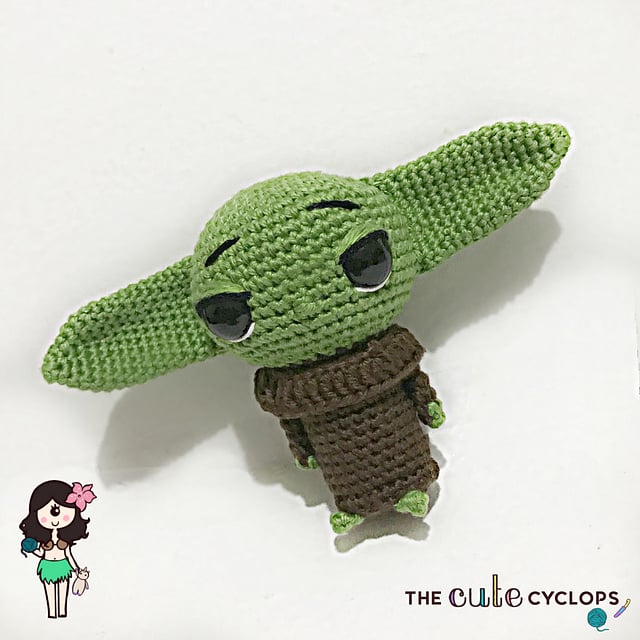 Baby Yoda Amigurumi Crochet Pattern 