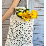 V Stitch Bellissima Market Bag Free Crochet Pattern