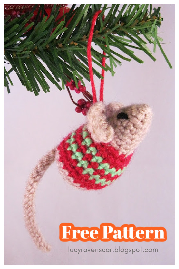 Little Christmas Mouse Free Crochet Pattern