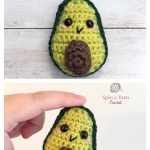 Adorable Avocado Keychain FREE Crochet Pattern