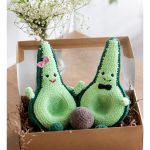 Avocado toy Free Crochet Pattern