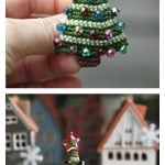 Crochet Christmas Tree Brooch