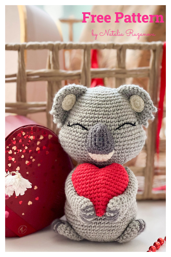 Koala Hold Heart Free Crochet Pattern