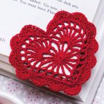 Heart Corner Bookmark Free Crochet Pattern