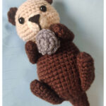 Rosa the Sea Otter Free Crochet Pattern