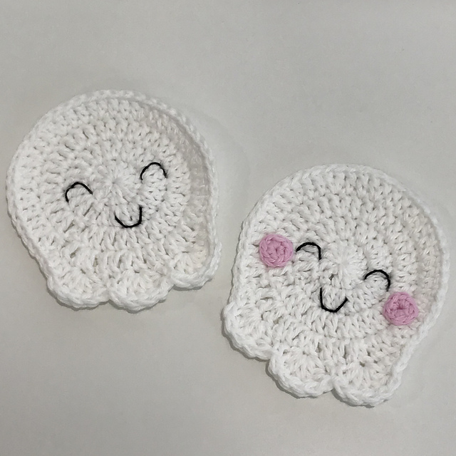 Cute ghost pad free crochet pattern