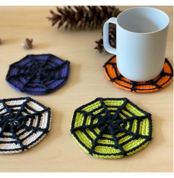 Halloween Coaster Free Crochet Pattern and Paid