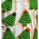 Christmas Tree Bunting Crochet Pattern