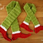 Grinch Legs Scarf Free Crochet Pattern