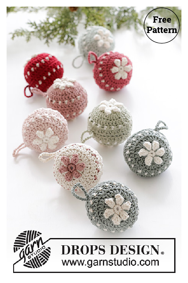 Christmas Blossoms Baubles Free Crochet Pattern