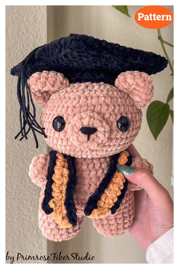 Graduation Bear Crochet Amigurumi Plush Pattern