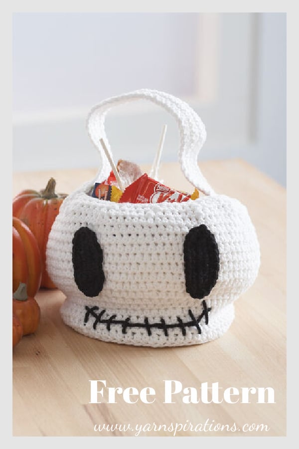 Skull Trick or Treat Bag Free Crochet Pattern