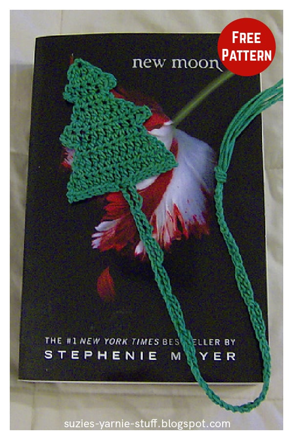 Christmas Tree Bookmark Free Crochet Pattern
